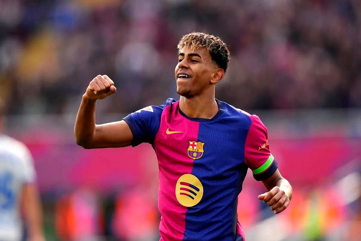 包含转会期皇家马德里远射贴柱——英超节点到来，信心回归，更衣室氛围转暖的词条