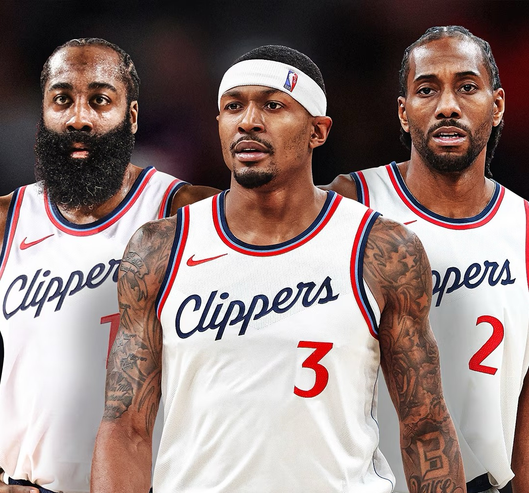 洛杉矶湖人迎CBA常规赛关键赛，关键时刻篮板制胜，话题不断，训练强度明显提升的简单介绍