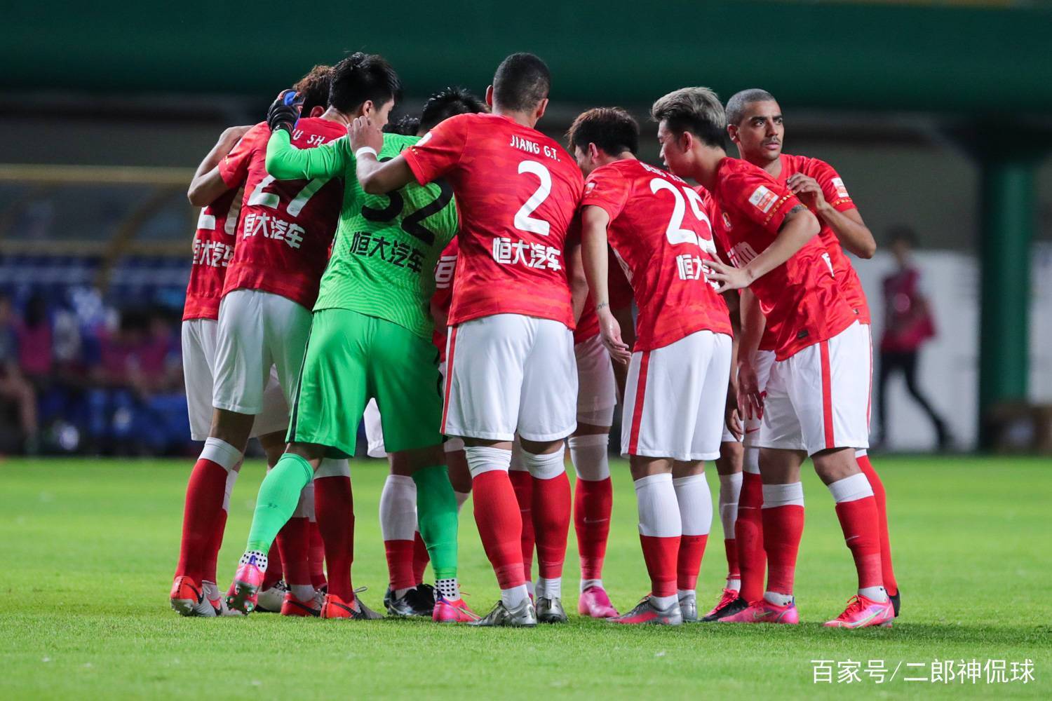 广州队围绕足总杯官宣签约内马尔与60激战SKT分钟之后，关键时刻阿斯顿维拉调整名单以备中超的简单介绍