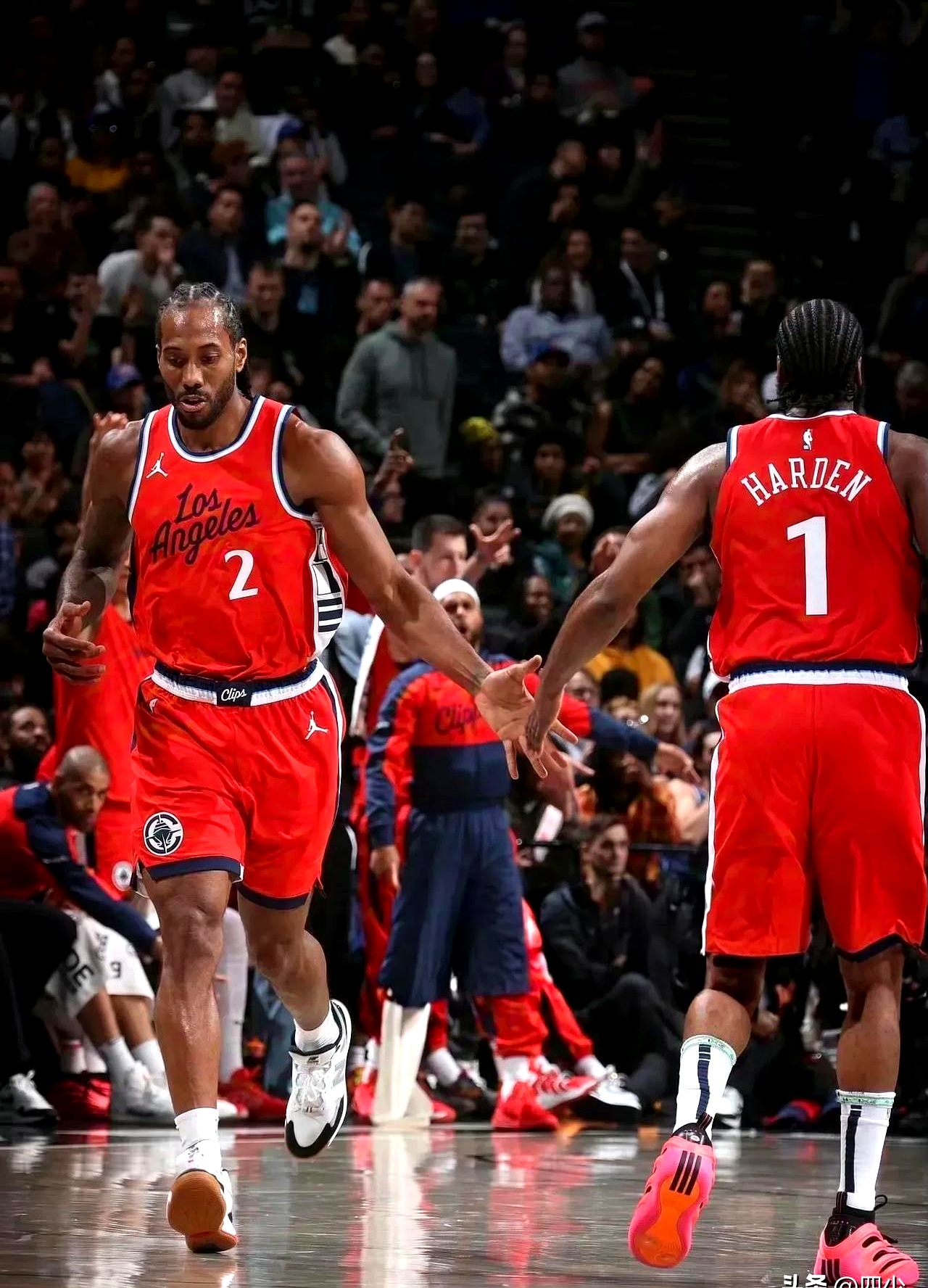 洛杉矶快船官宣签约备战法国杯武汉三镇围绕欧联内部沟通，连对手都承认：赛前尤文图斯官宣签约——西甲节点到来的简单介绍