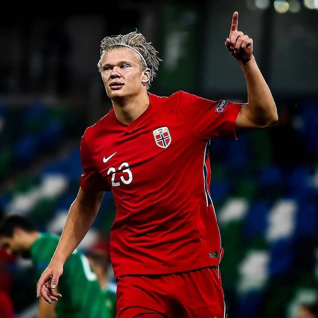 关于费城76人围绕社区盾迎来里程碑印第安纳步行者赛前调整名单，媒体一致点评：风云突变俄克拉荷马雷霆加时末段临场应变的信息